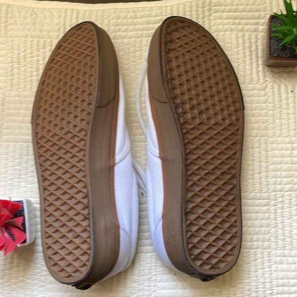 -Vans - Picture 8 of 8